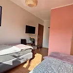 B&B Sakowcowka - , Stajnia