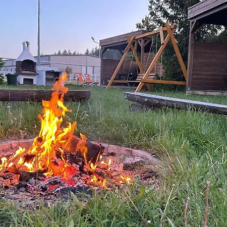 Sakowcowka - , Stajnia Bed & Breakfast Chwaszczyno