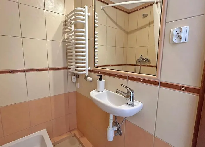 Sakowcowka - , Stajnia *