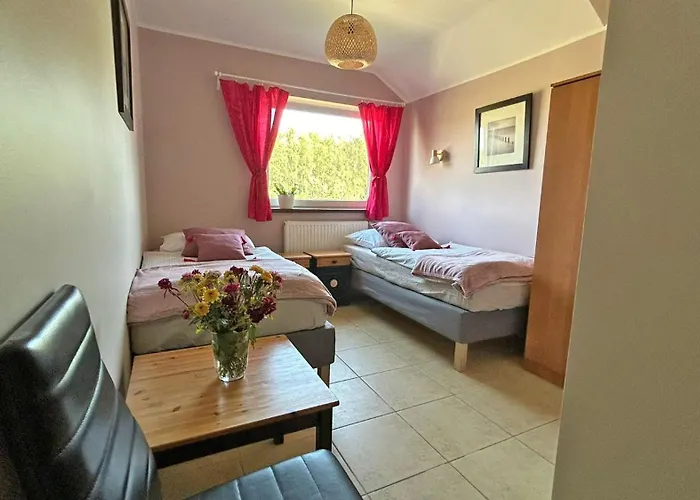 Sakowcowka - , Stajnia * Chwaszczyno