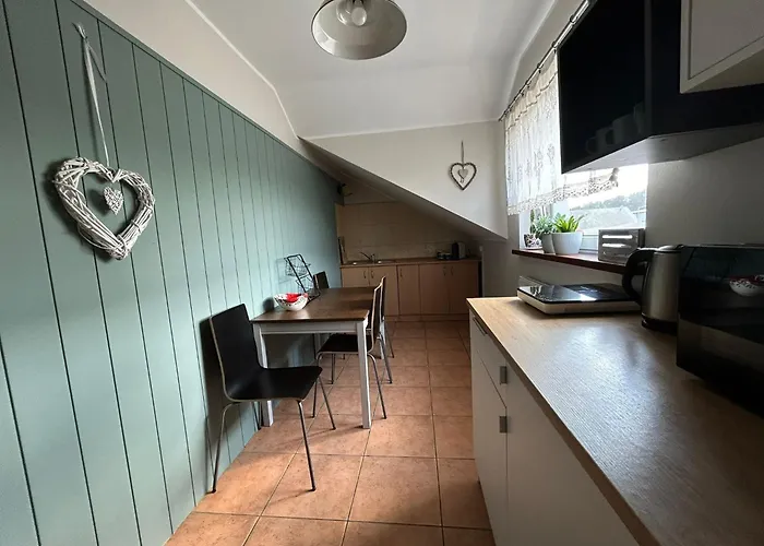 Sakowcowka - , Stajnia Отель типа 