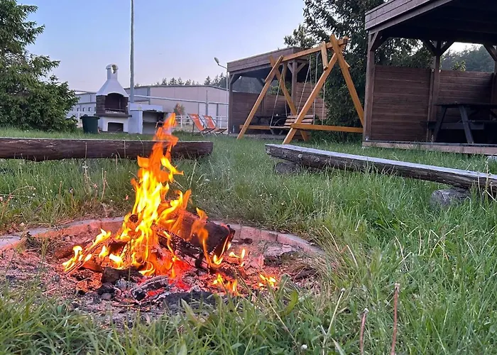 Sakowcowka - , Stajnia Отель типа 