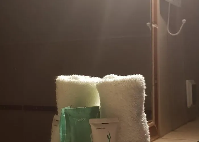 Sakowcowka - , Stajnia Отель типа 